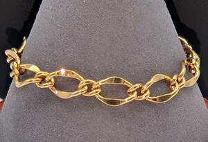 Gold Tone Chain Link Bracelet with Lobster Claw Clasp